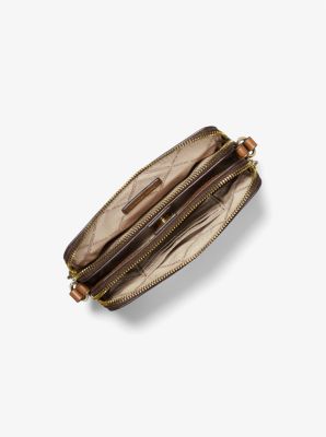  Michael Kors Jet Set Medium Camera Bag Black/Gold One Size :  Clothing, Shoes & Jewelry