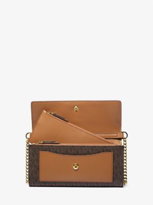 Jet Set Medium Logo 2-in-1 Convertible Crossbody Bag