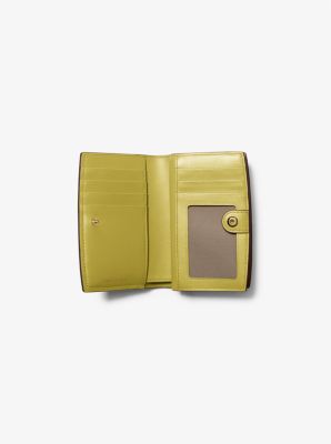 Portefeuille Bryant de taille moyenne en cuir grainé