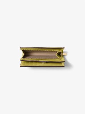 Portefeuille Bryant de taille moyenne en cuir grainé