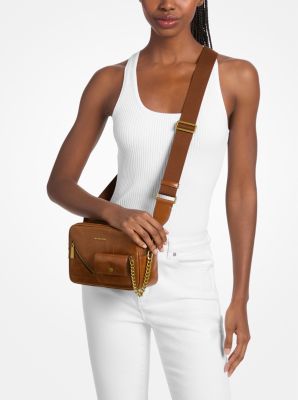 Camera bag a tracolla Bryant media in pelle