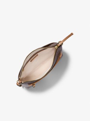 Nagy m&eacute;retű Jet Set Travel keresztp&aacute;ntos t&aacute;ska