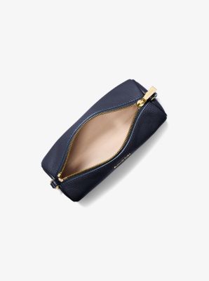 Zylindrische Pochette Izzy Small aus gekrispeltem Leder