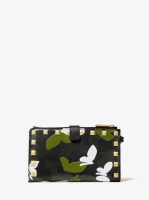 Michael kors camo clearance wallet