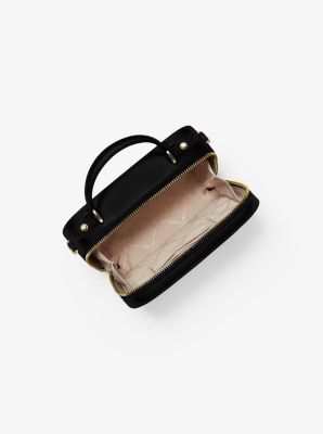 Jet Set Medium Pebbled Leather Crossbody Bag