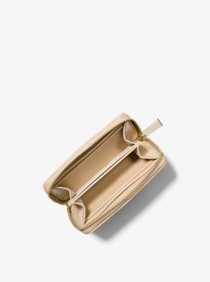 Petit portefeuille clout&eacute; matelass&eacute; in POIL DE CHAMEAU | Michael Kors