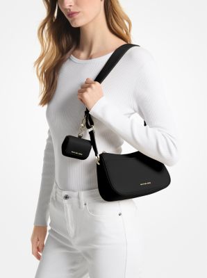 Sac à bandoulière Jet Set de taille moyenne en cuir grainé avec étui pour AirPods Pro® d'Apple image number 2