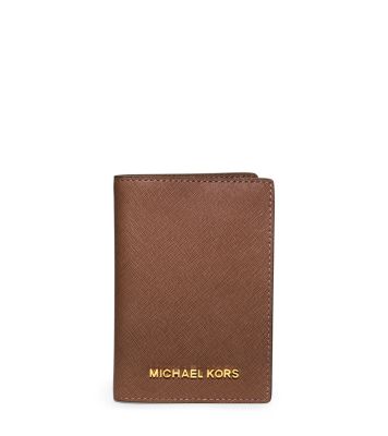 michael kors jet set passport wallet