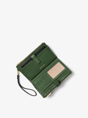 MICHAEL Michael Kors Adele Leather Smartphone Wallet in Green