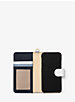 Étui folio pour iPhone X en cuir Saffiano à blocs de couleurs image number 1