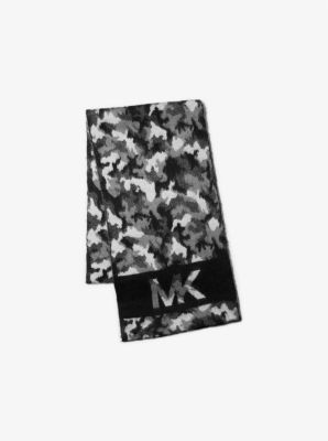 Michael kors store camo scarf