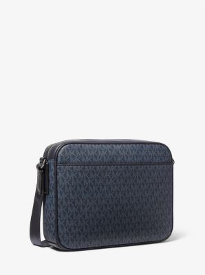 Funda para c&aacute;mara Hudson a rayas con logotipo in CHAMBRAY | Michael Kors