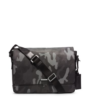 Jet Set Men's Camouflage Messenger Bag 