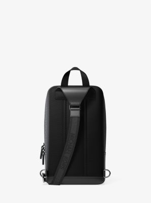 Sling-Tasche Hudson mit Signature-Logomuster image number 2