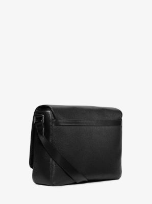 Bryant large 2025 leather messenger