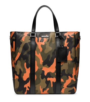 michael kors camo tote bag