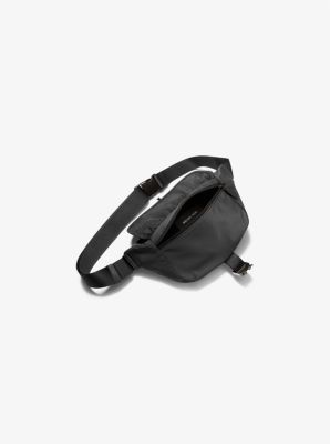 Sling-Tasche Eli aus Nylon im Pilotenstil image number 1