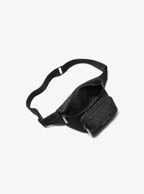 Sling-Tasche Tanner aus Nylon mit Signature-Logomuster im Utility-Stil