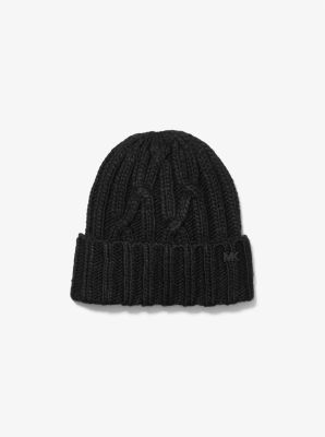Beanie mit Zopfmuster