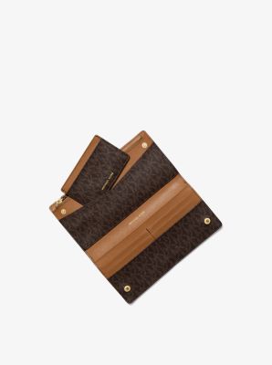 michael kors logo slim wallet