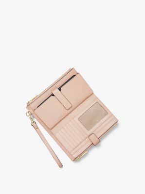 michael kors adele smartphone wristlet
