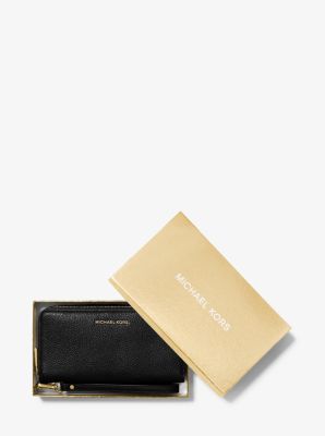 michael kors jet set continental wristlet