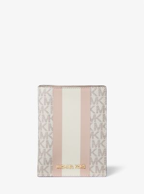 Michael kors jet set on sale travel passport case wallet