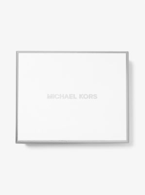 Michael Kors Carmen Medium Envelope Tri-Fold Logo Closure Wallet