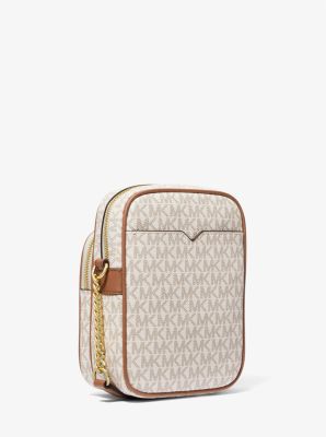 Jet Set Travel Medium Logo Crossbody Bag