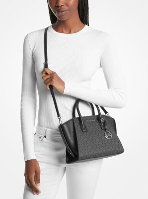 Michael kors logo on sale purse