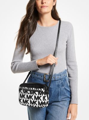 Jet Set Large Logo Crossbody Bag