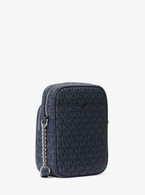 Jet Set Travel Medium Logo Crossbody Bag