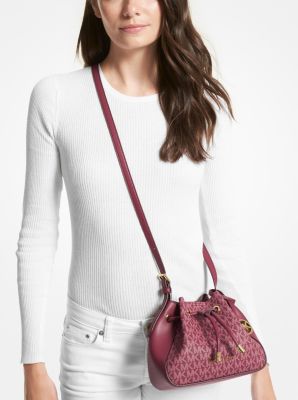 Michael kors logo bucket bag hot sale