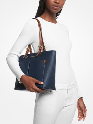 Jet Set Medium Pebbled Leather Tote Bag