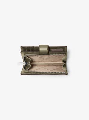 Jet Set Medium Printed Signature Logo Wallet