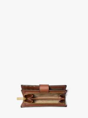 Michael kors wallet luggage color best sale