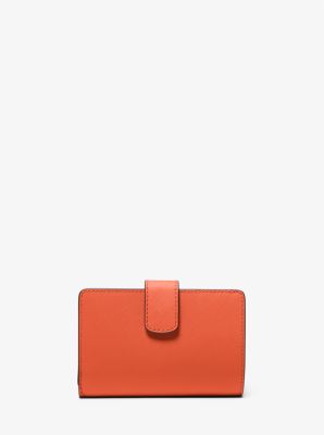 Medium Crossgrain Leather Wallet image number 0