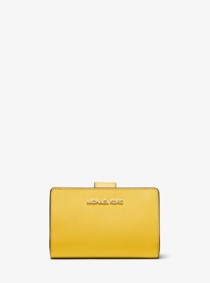 Medium Crossgrain Leather Wallet image number 1