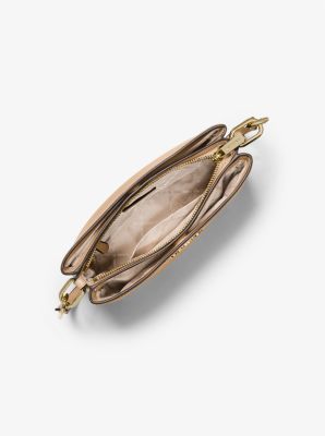 Umh&auml;ngetasche Trisha Medium aus gekrispeltem Leder in KAMEL | Michael Kors