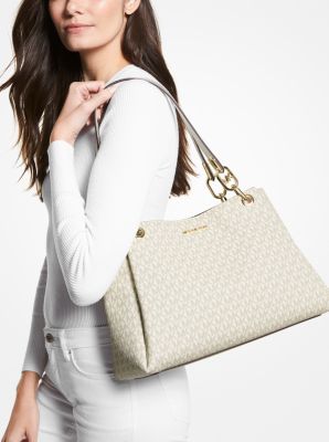 Buy Michael Kors Jet Set Item Large Top Zip Snap Pocket Tote Online at  desertcartINDIA