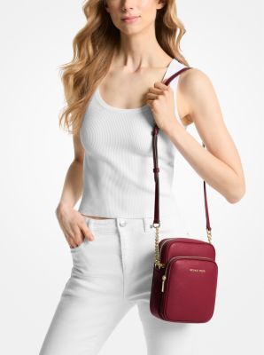 Borsa a tracolla Jet Set Travel media in pelle martellata image number 2