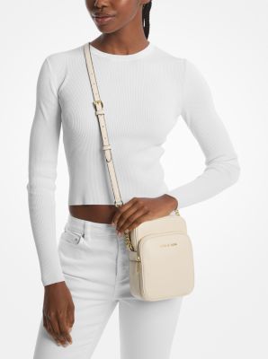 Umhängetasche Jet Set Travel Medium aus gekrispeltem Leder