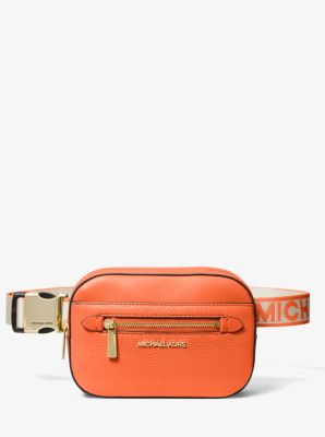 Michael kors round 2025 pebble leather fanny pack