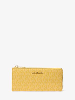 Michael Kors Jet Set Travel Large Signature Logo Quarter-Zip Wallet