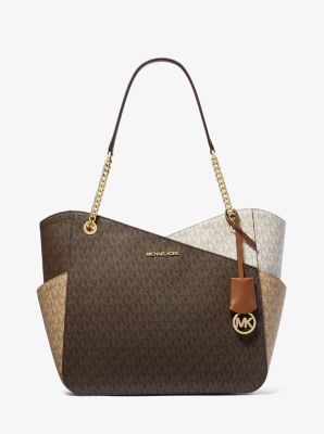 WHAT'S IN MY PURSE: MICHAEL KORS JET SET LARGE CHAIN SHOULDER TOTE