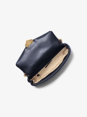 SAC &Agrave; DOS DE TAILLE MOYENNE &Agrave; FERMETURE &Eacute;CLAIR ET &Agrave; POCHE