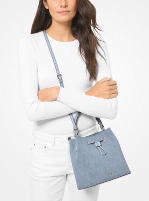 Michael Kors Suri Medium Bucket Leather Shoulder Bag Messenger, Bright  White, Medium : : Clothing, Shoes & Accessories