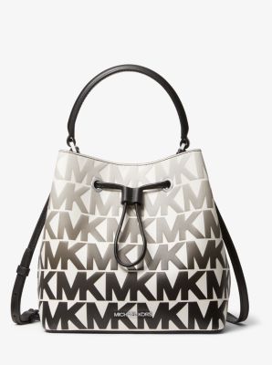 Michael kors suri large best sale graphic logo shoulder bag