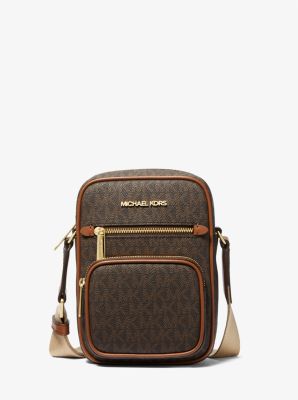 Jet Set Medium Signature Logo Crossbody Bag image number 0