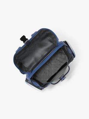 Mochila Cooper mediana con diseño ombré y logotipo exclusivo para la ciudad